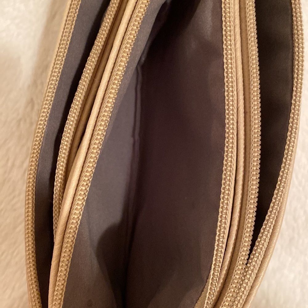 3 large compartment clutch wallet - Picture 6 of 7